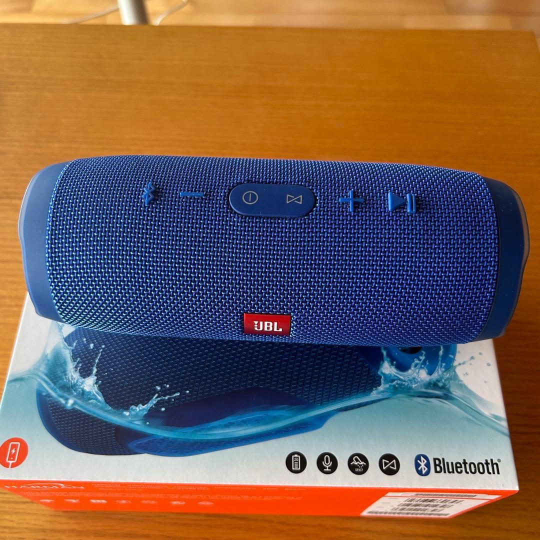 《送料込》JBLスピーカー charge３