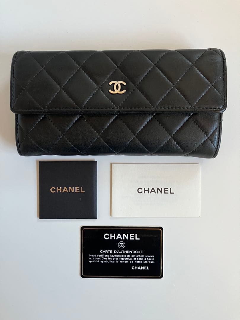 CHANEL マトラッセ　ラムスキン　長財布