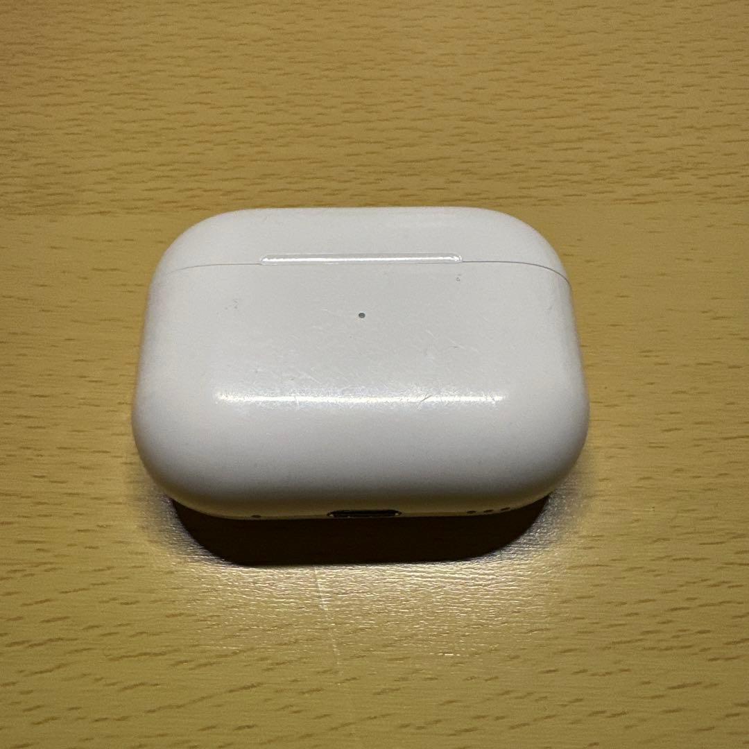 今だけ‼️AirPods pro第2世代　Lightning端子