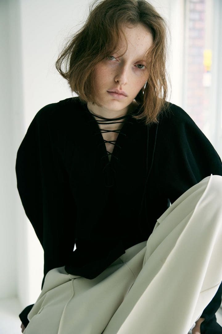 SOLOV／ FOLD LACE UP TOPS