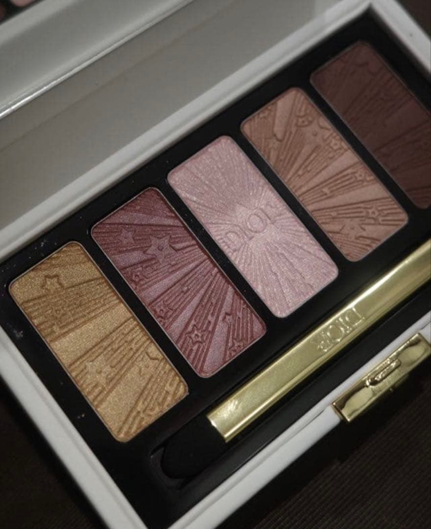 Dior アイシャドウパレット クリスマスコフレ　2025