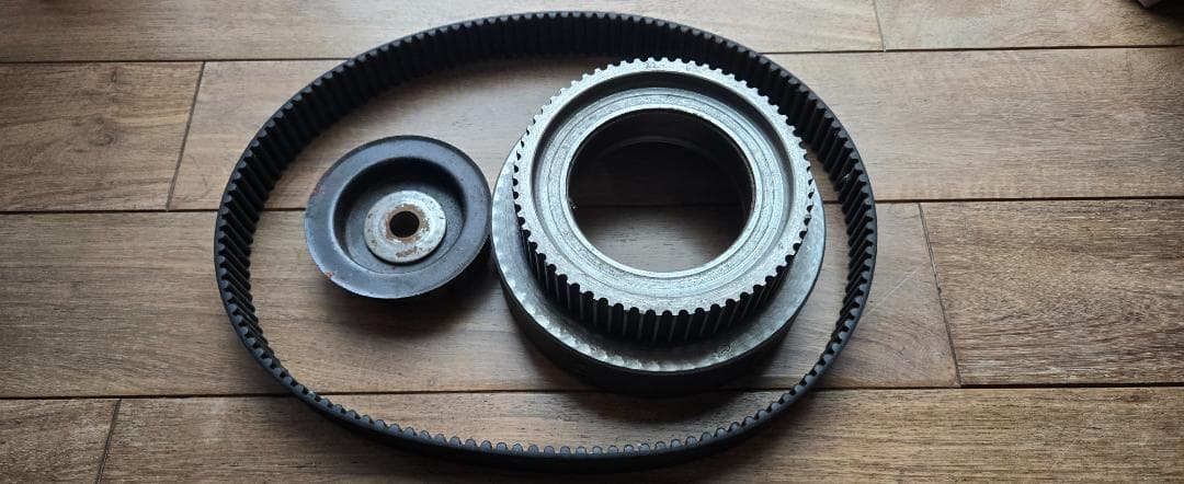 クラッチ・ミッション用ベルトとプーリーセット