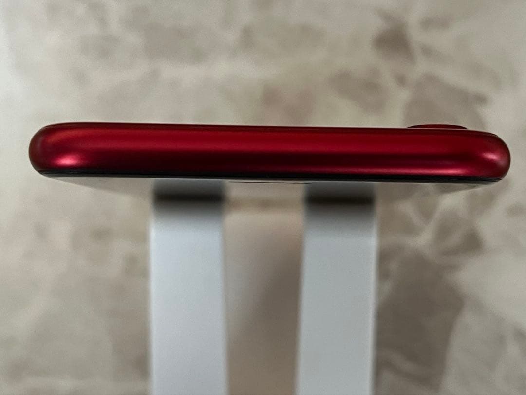 iPhone SE (第3世代) PRODUCT(RED) 本体