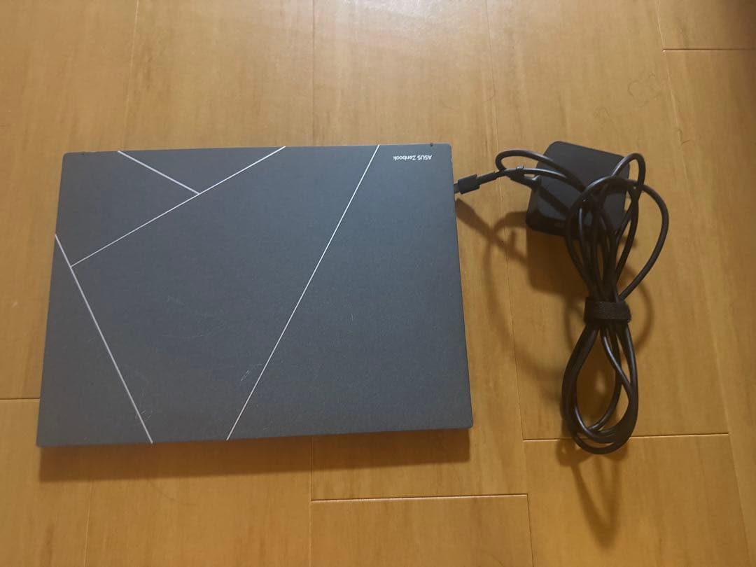 Windowsノート本体 ASUS ZenBook S 13 OLED UX5304VA
