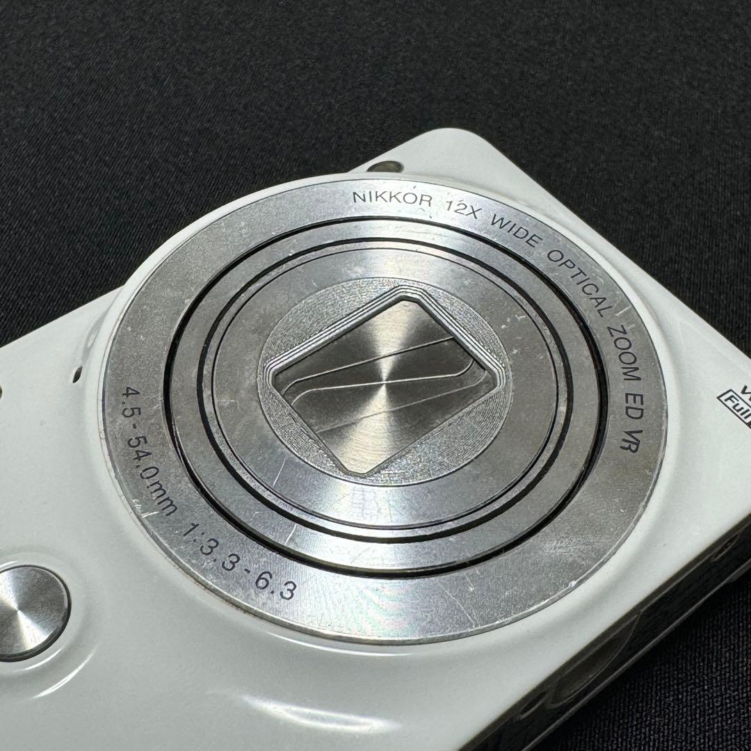 断*離様 COOLPIX S6900 白ホワイト