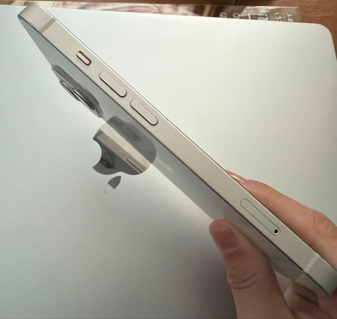 iPhone13 128GB スターライト SIMフリー 初期化済