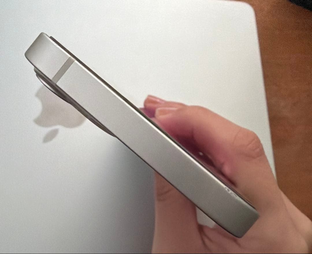 iPhone13 128GB スターライト SIMフリー 初期化済