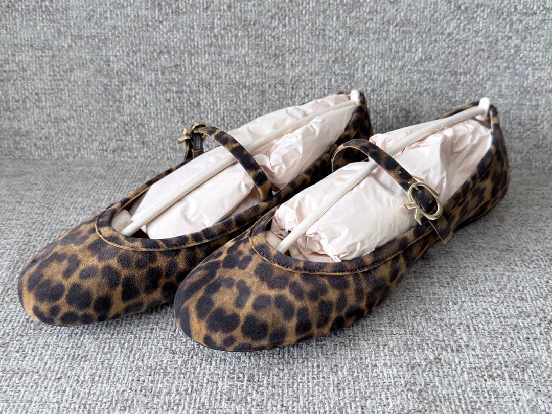 Gianvito Rossi ジャンヴィトロッシ バレエシューズ スウェード