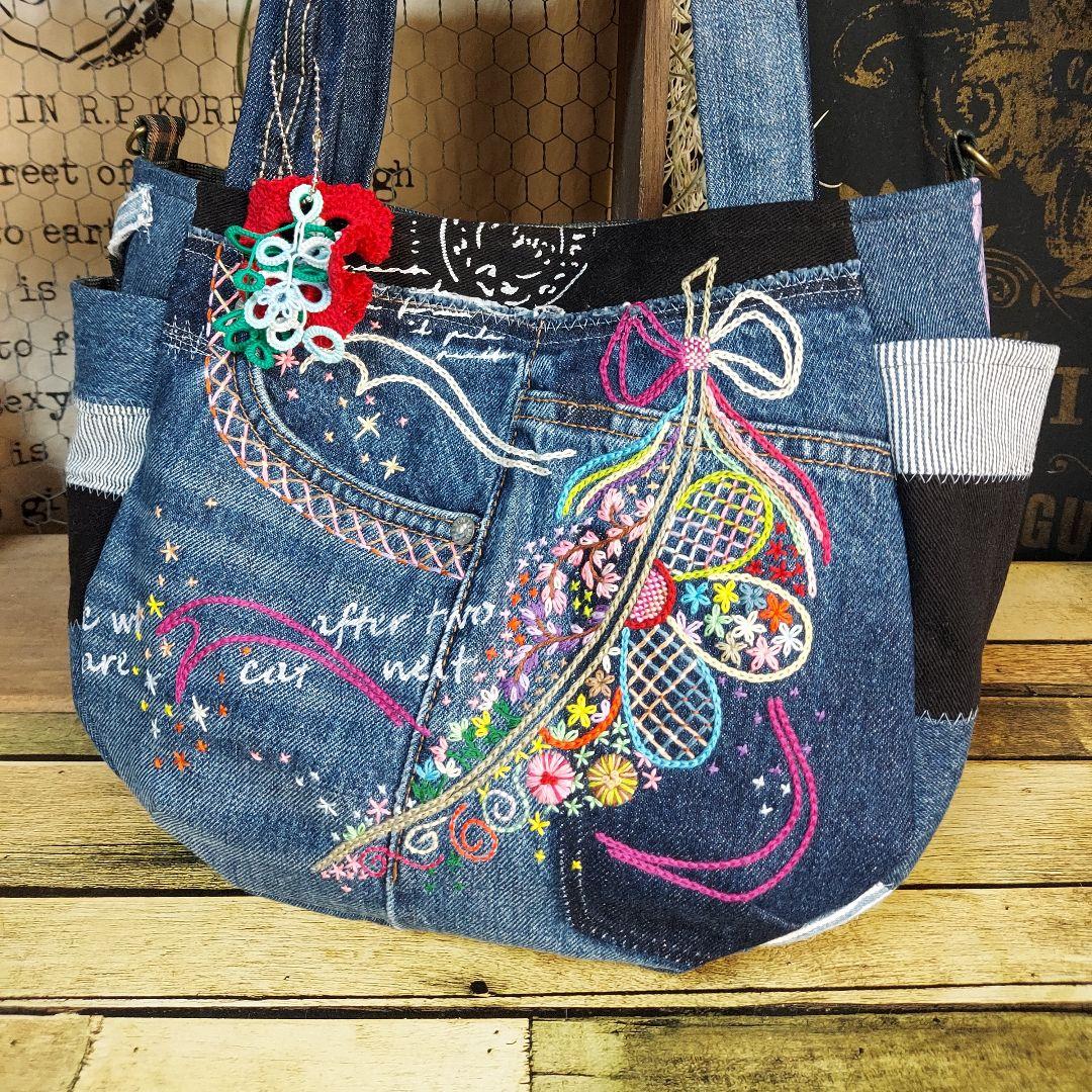 刺繍デニムバック　No.649　デニムリメイク　チューリップバック　丸いバック