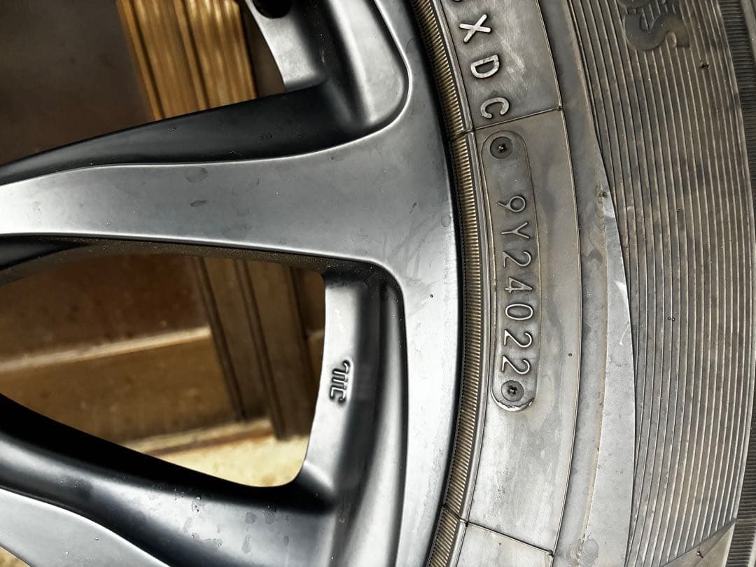 スタッドレス　18インチ ブラックホイールセット235/60R18 cx60など