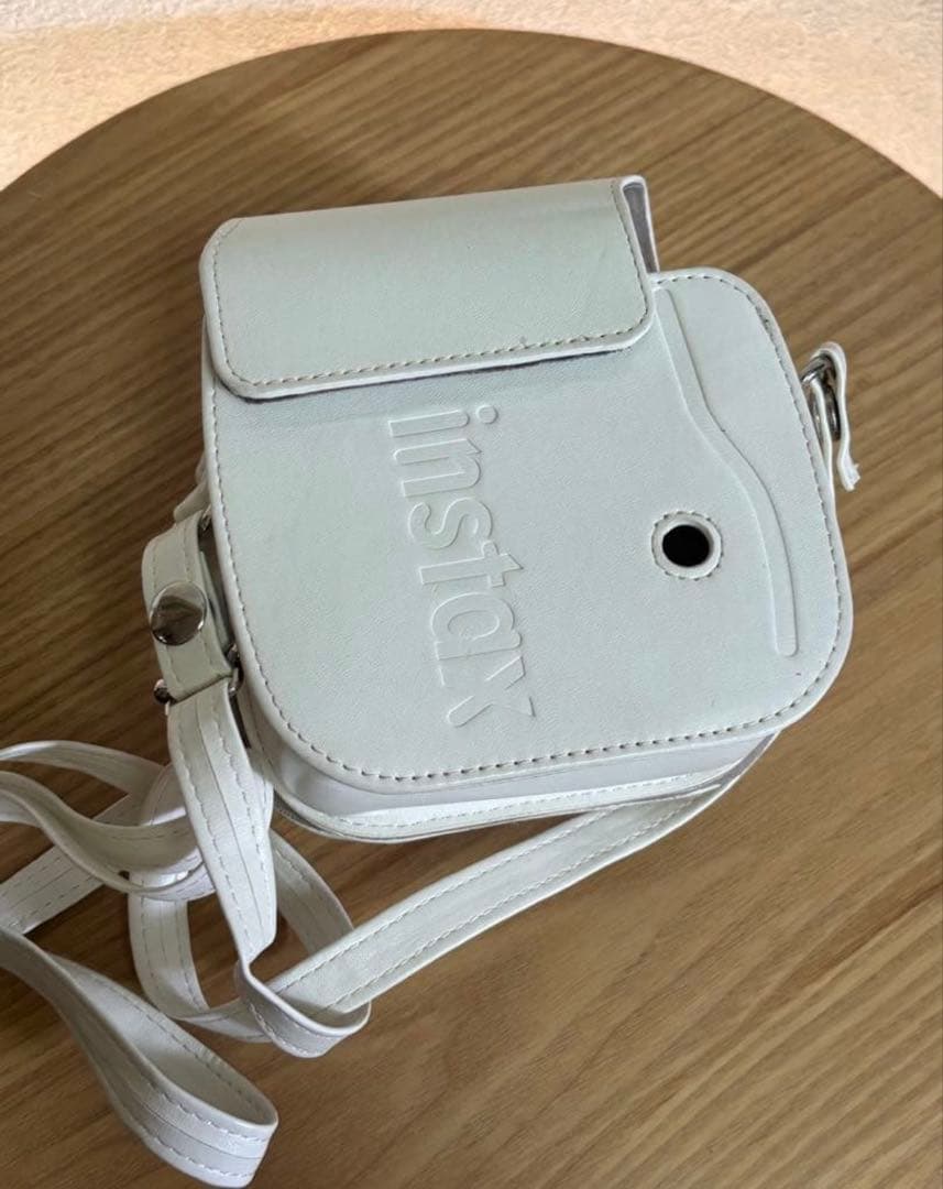 Fujifilm instax mini 11 ホワイト ＋ケース