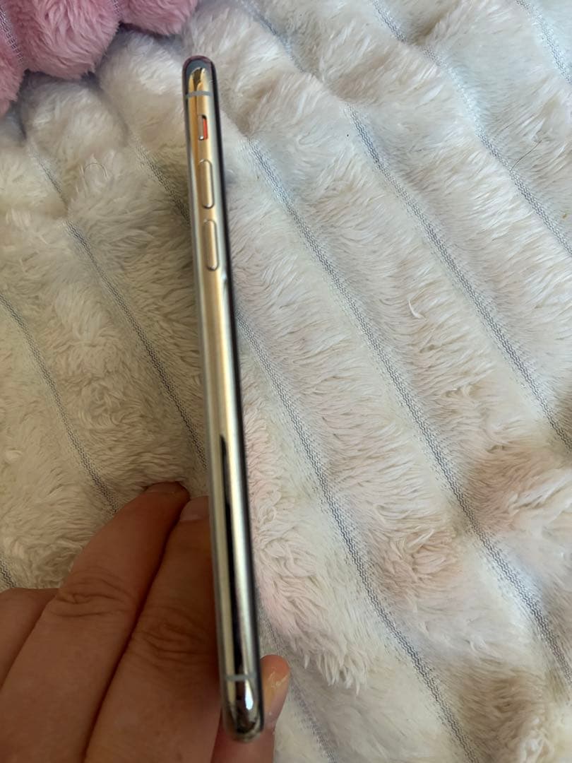 iPhone X 64GB 程度良好　64GB イオシスで購入