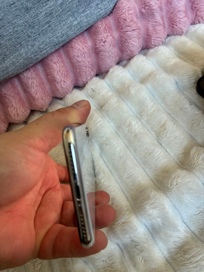 iPhone X 64GB 程度良好　64GB イオシスで購入