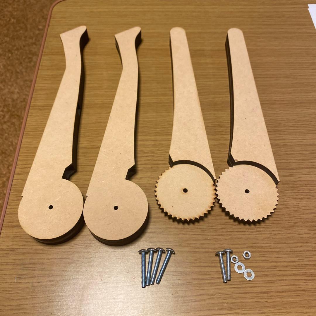 Cintiq Pro 24用　傾斜角可変スタンド　最大75度　キーボード下置き型