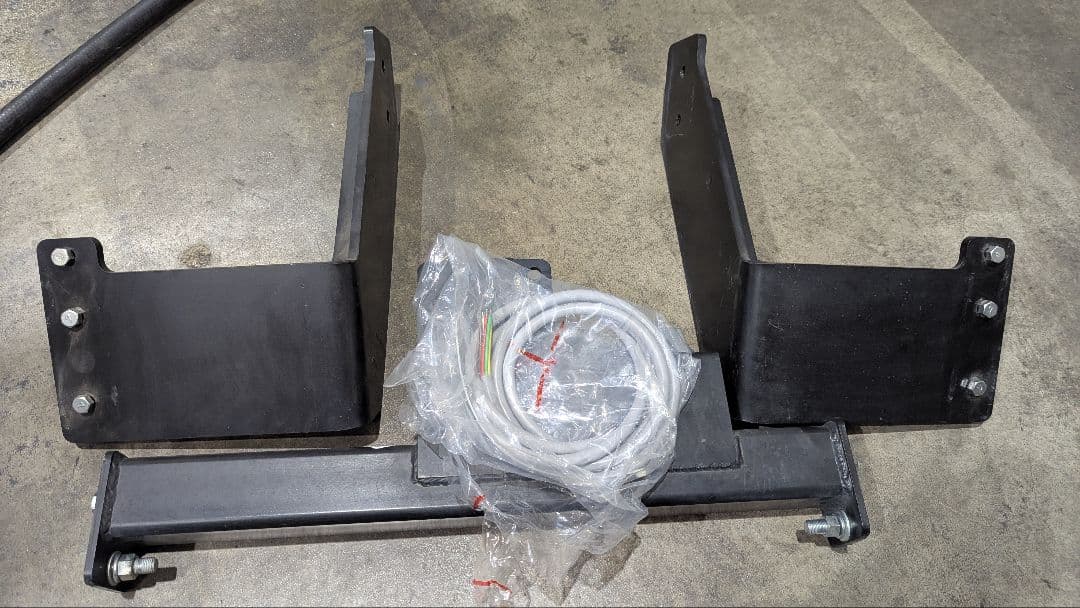 三菱アウトランダー GF8W SUNTREX トレーラー用ヒッチ 取扱説明書付き