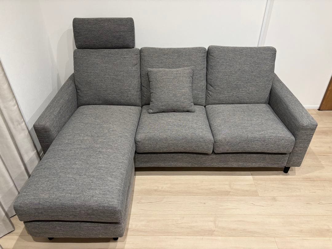 てぃ【ニトリ】布Nシールド、カウチソファ、グレー