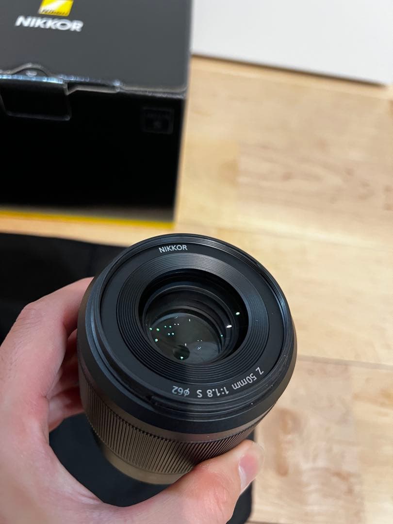 Neko Gazer NIKKOR Z 50mm f/1.8 S レンズ