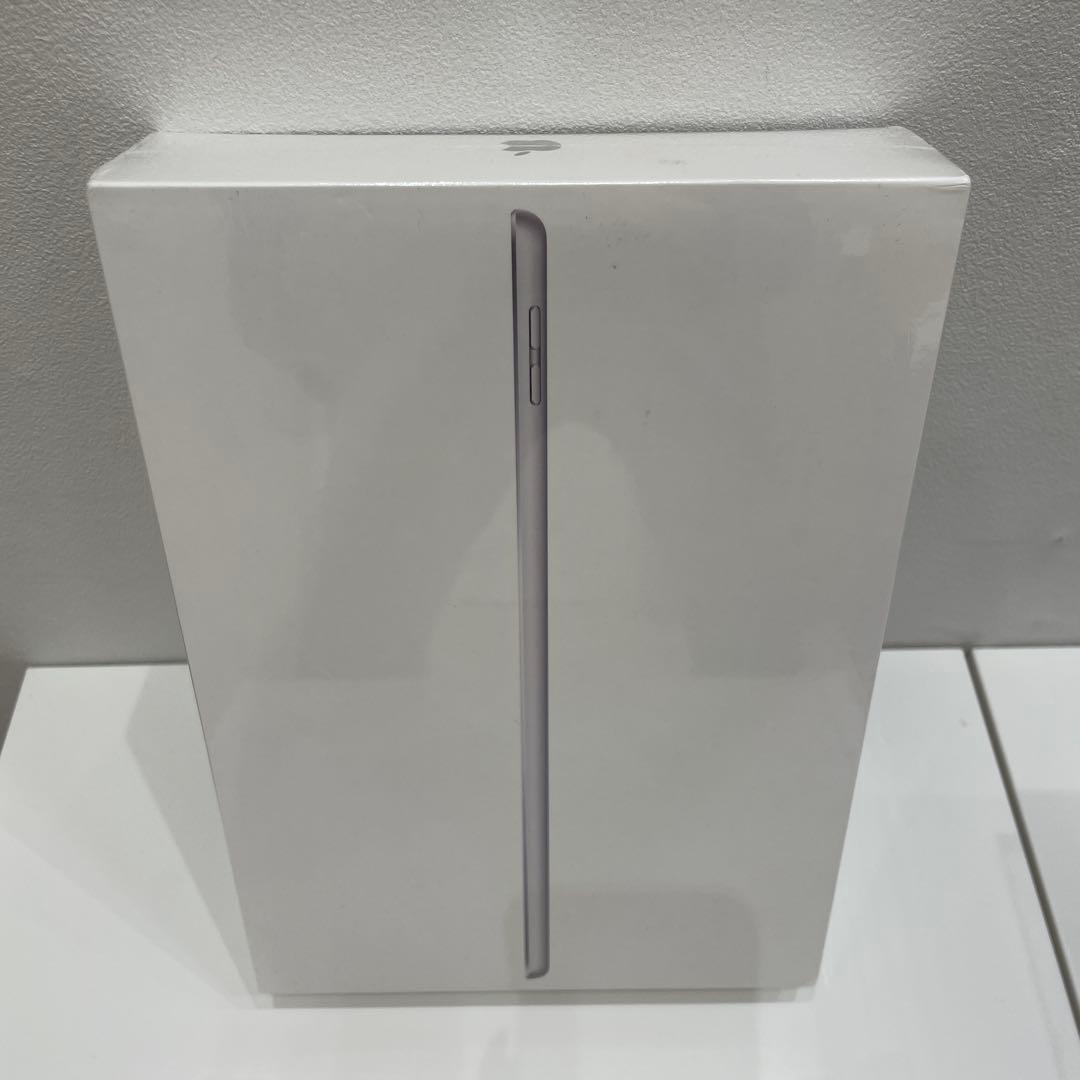 未開封 iPad 9世代　Wi-Fi 64GB