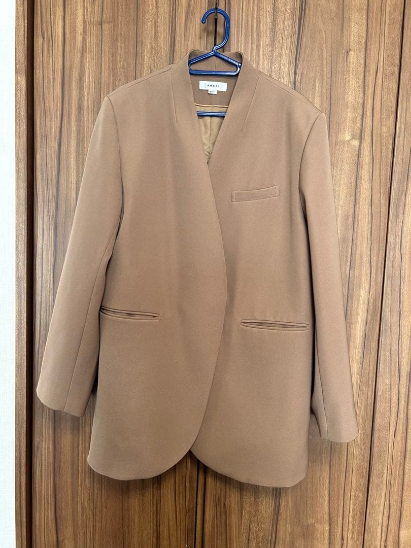 美品★ ESSENTIAL CURVE COLLAR JACKET