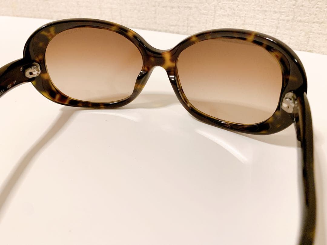 PRADA プラダ　サングラス