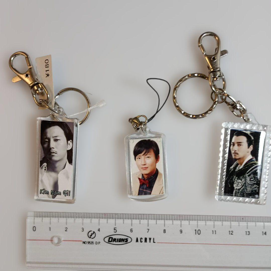 キム・ナムギル ★フォトカード50種類2枚ずつ ★キーホルダー★ファイル★メモ