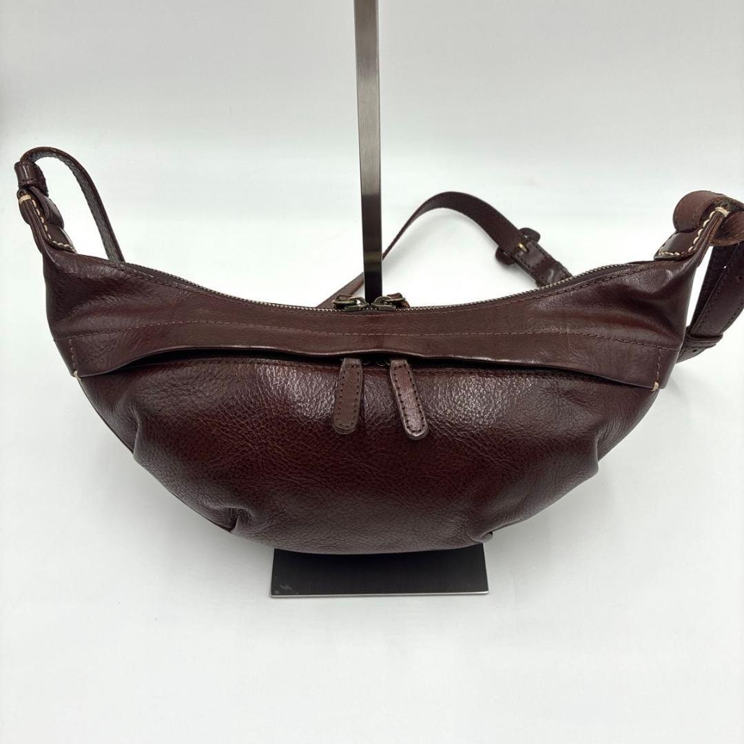 人気 ゲンテン ボディバッグ ショルダーバッグ 三日月 トスカ レザー ブラウン