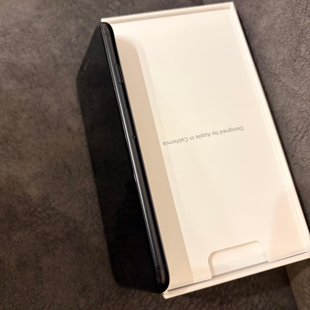 iPhoneSE 第2世代 SIMロック未解除