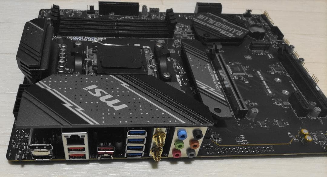 MSI B650 GAMING PLUS WIFI マザーボード