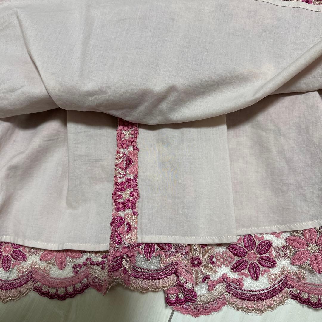 美品　TOCCA 花柄刺繍ドレス 130サイズ