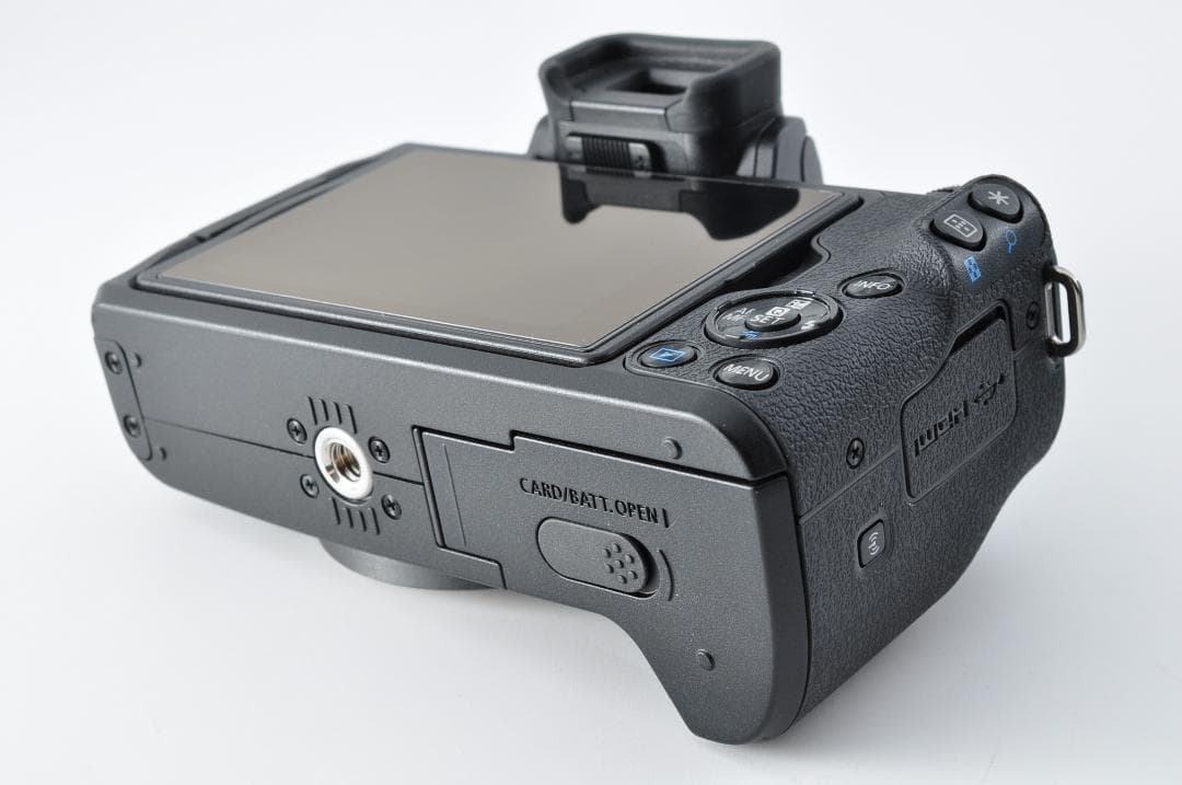 Canon EOS Kiss M2 EF-M 15-45＆22 #1250