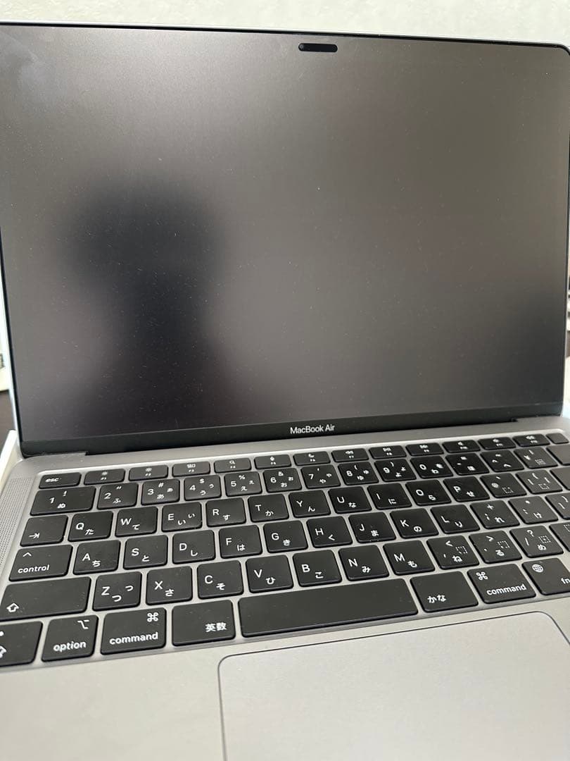 【極美品】バッテリー100%・回数 32回 MacBook Air