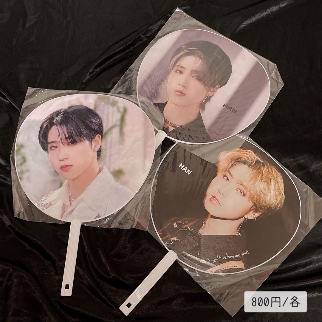 straykids スキズ トレカ skzoo ぬいぐるみ 缶バッジ アクスタ