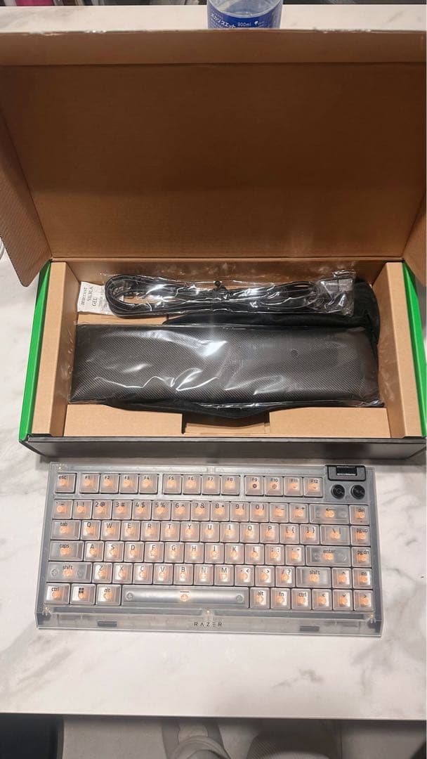 キーボード Razer BLACKWIDOW V4 75% PHANTOM WHITE