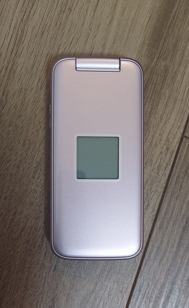 【極美品】ドコモ F-01M ガラケー ピンク 富士通