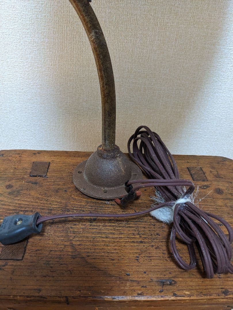 昭和レトロ　外とうライト　ホーロー傘グリーン色