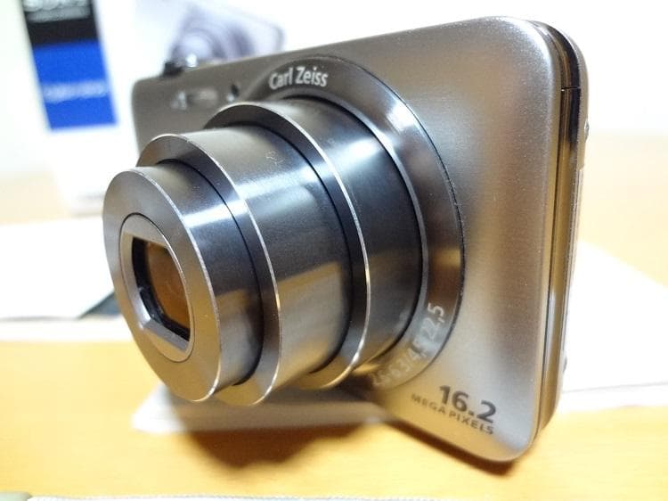 美品 SONYデジタルカメラDSC-WX7 シルバー 動作OK 一部訳あり