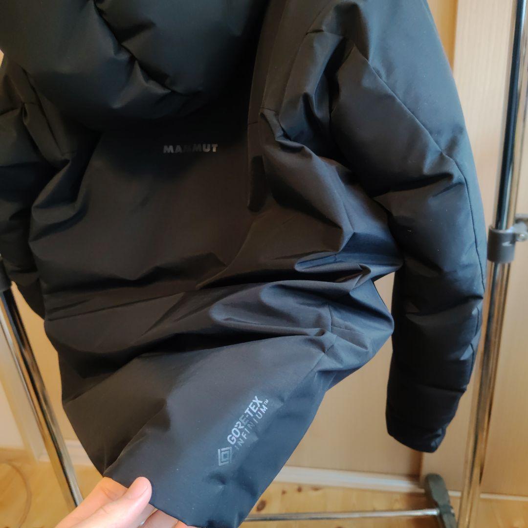 MAMMUT クレーター サーモフーテッド ジャケット Sサイズ BLACK