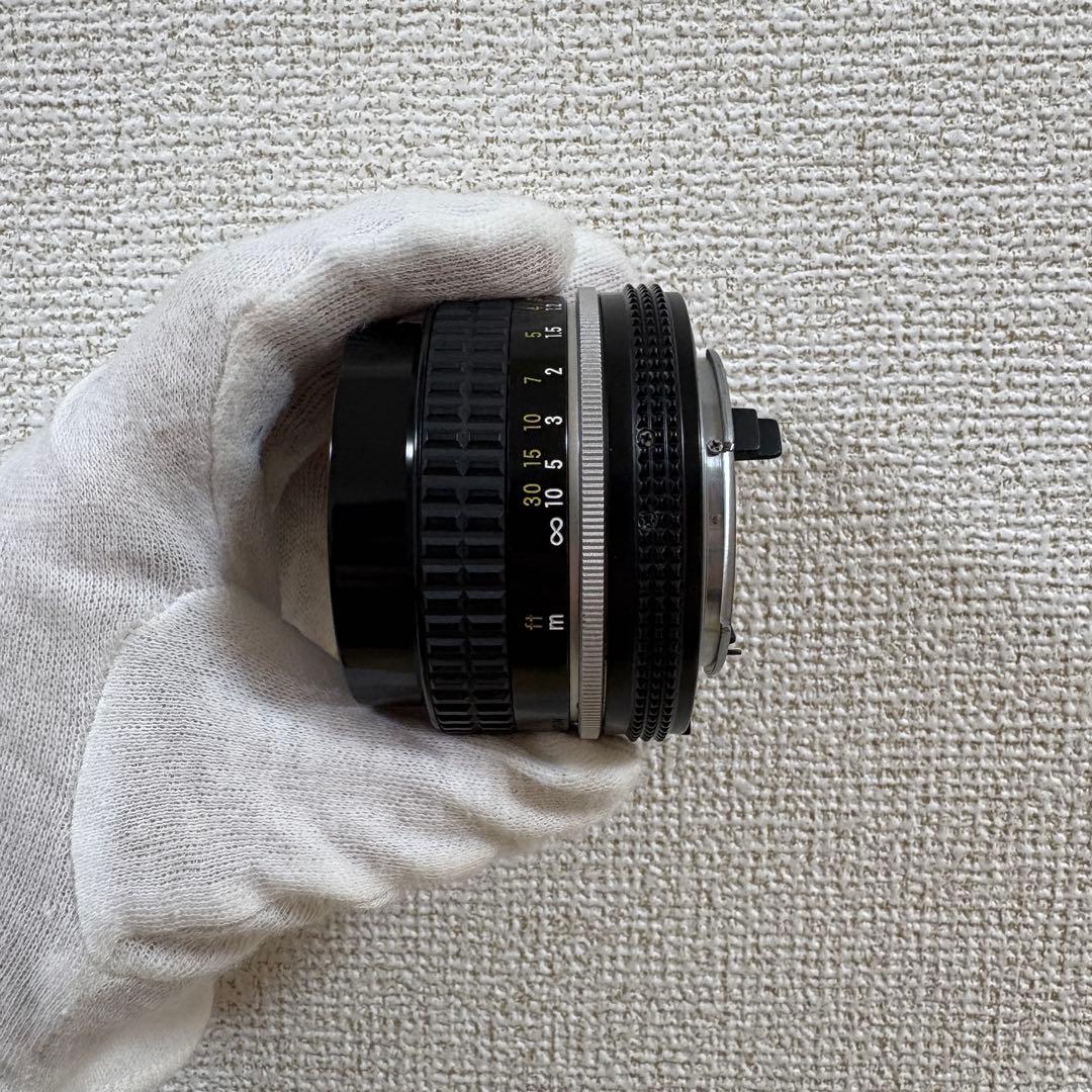 NIKKOR 50mm f/1.8 レンズ　ニコン　Nikon
