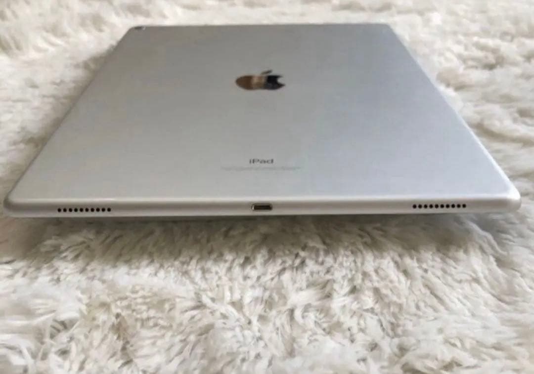 【人気端末】iPad Pro 12.9 第2世代 64GB SIMフリー【発送】