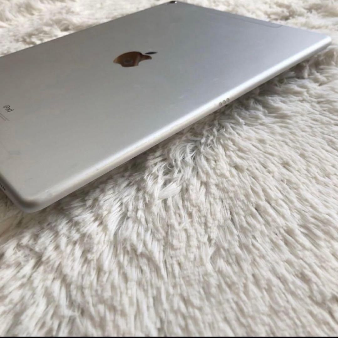 【人気端末】iPad Pro 12.9 第2世代 64GB SIMフリー【発送】