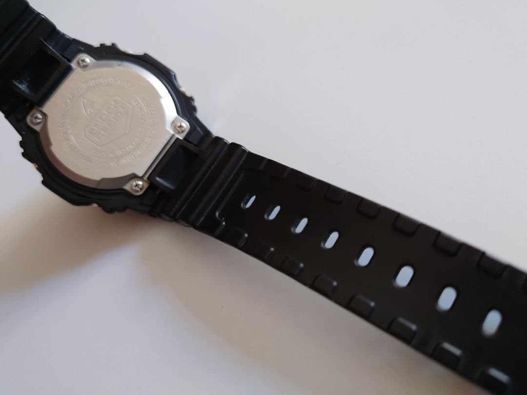 【美品】G-SHOCK CASIO GW-M5610 電波ソーラー 反転液晶