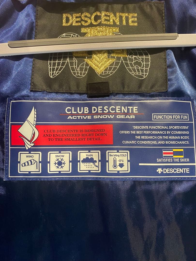美品☆DESCENTE デサント スキーウェア　上下セット　上S 下SS