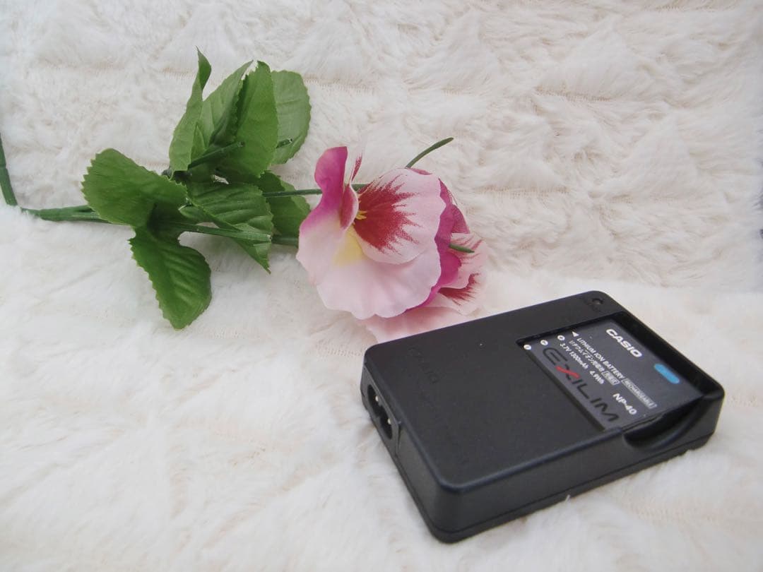 美品 CASIO EXILIM EX-Z400 ピンク