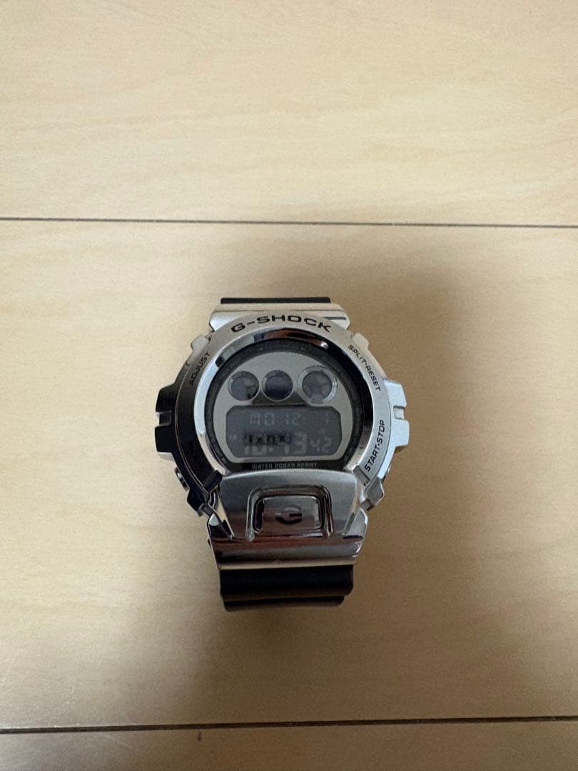 G-SHOCK GM-6900U-1JF メタル　樹脂バンド