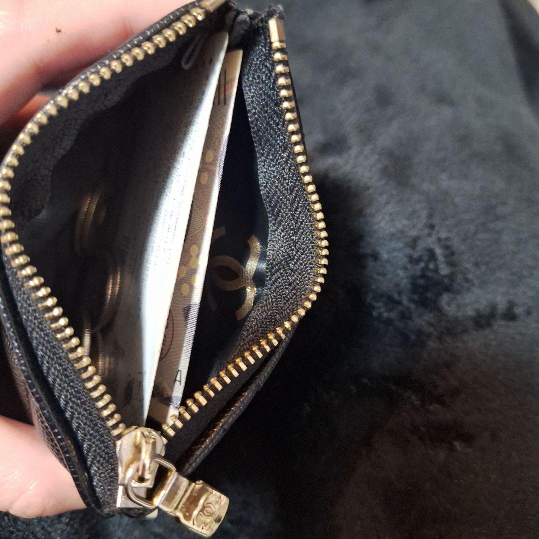 大人気‼️CHANELゴールドロゴ キルティングケース ノベルティ♡