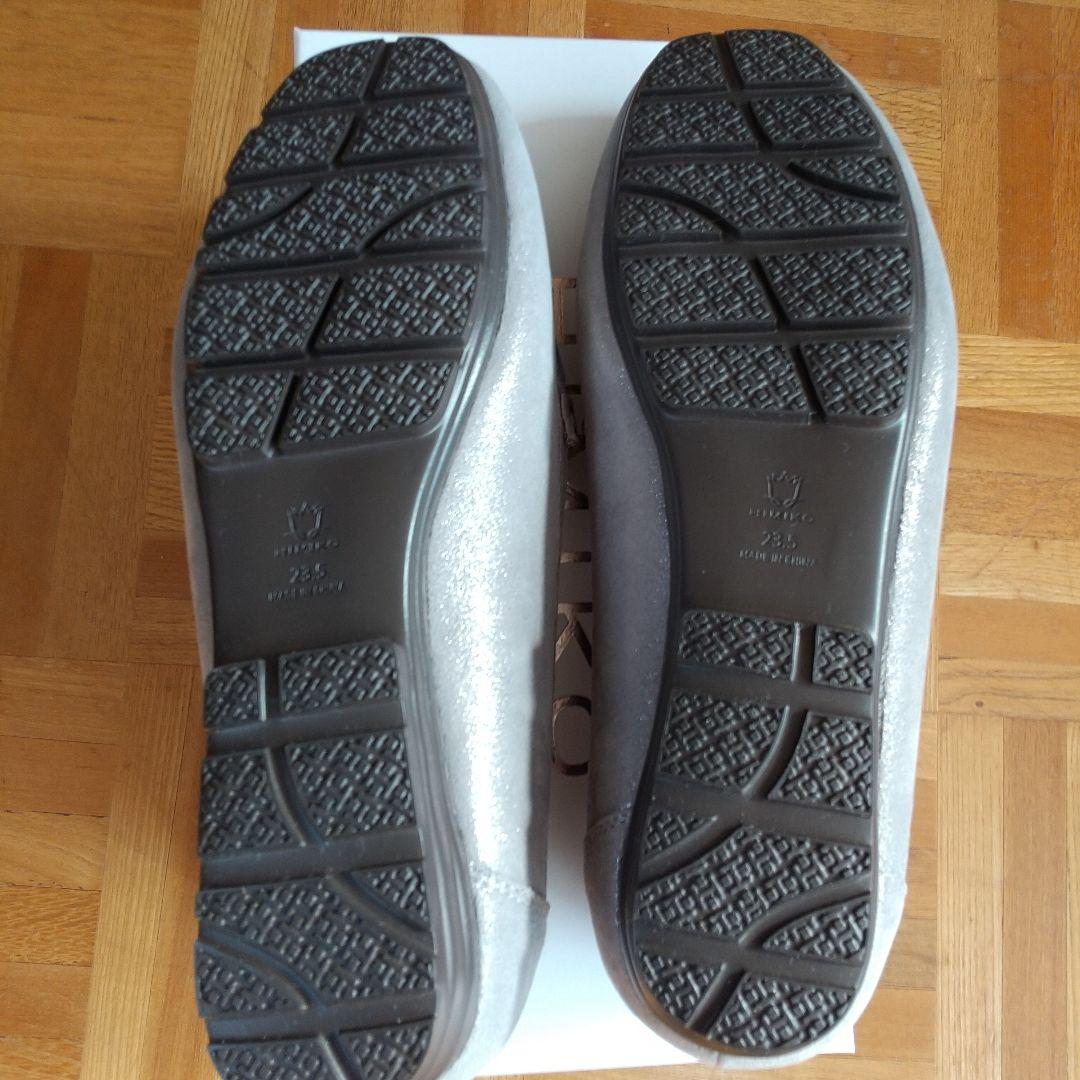 卑弥呼 ビジュービットふわふわモカシン 23.5 グレー