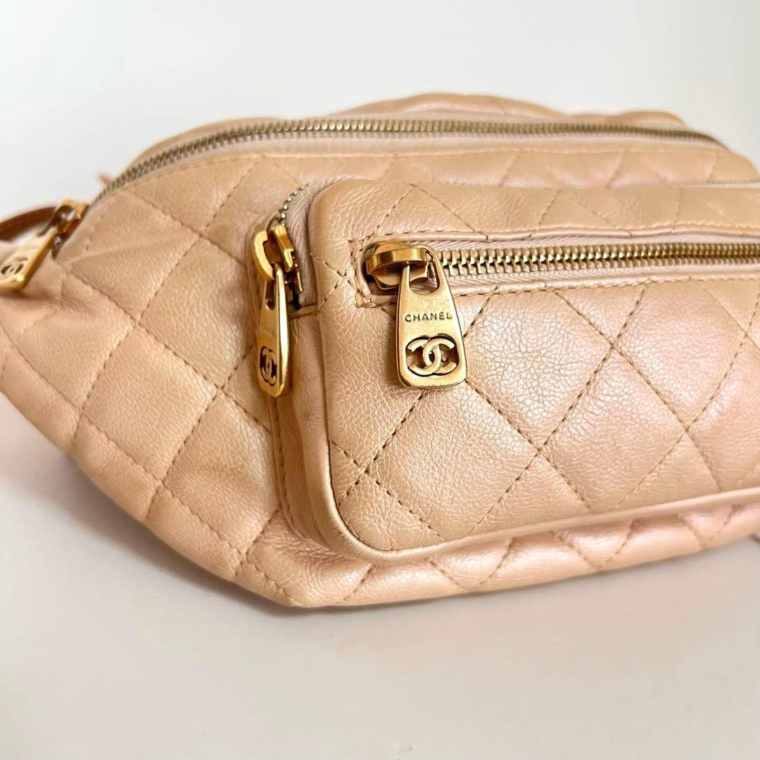 美品【シャネル/CHANEL】ウエストポーチ　ボディバッグ　クロスバッグ