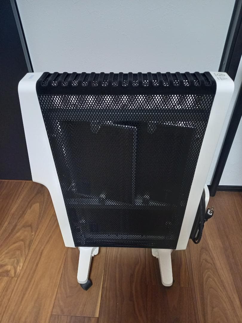 最新現行モデル　siroca シロカ 遠赤軽量ヒーター SN-M451 24年製