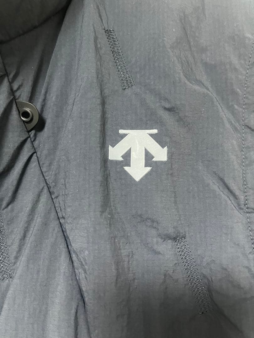 【極美品】デサントオルテライン AIRFLAKE VEST DESCENTE