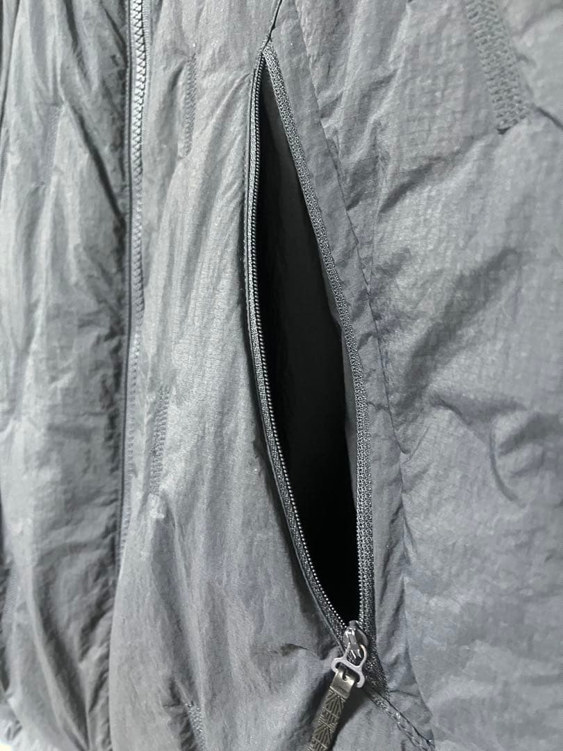 【極美品】デサントオルテライン AIRFLAKE VEST DESCENTE